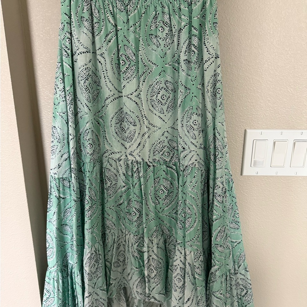 Lauren Conrad Elegant Green Patterned High-Low Skirt LIKE NEW!!